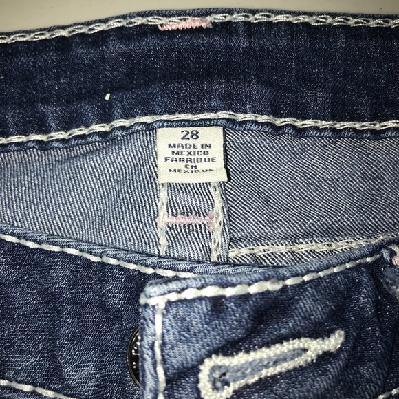Women’s true religion mid knee shots - Picture 2 of 6